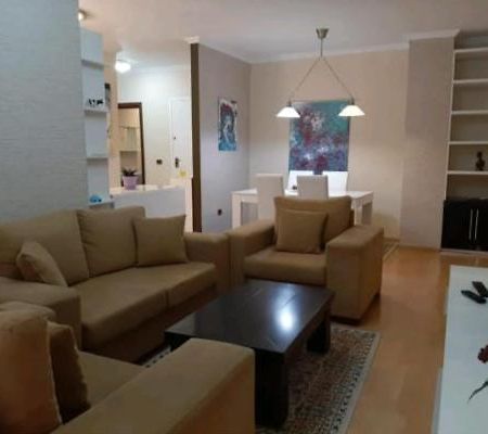 Erina Luxury Apartment Tiranë Ngoại thất bức ảnh