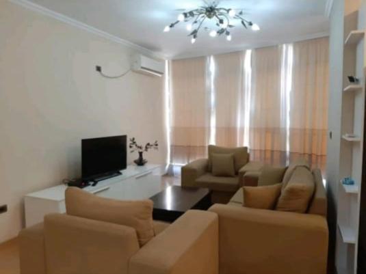 Erina Luxury Apartment Tiranë Ngoại thất bức ảnh