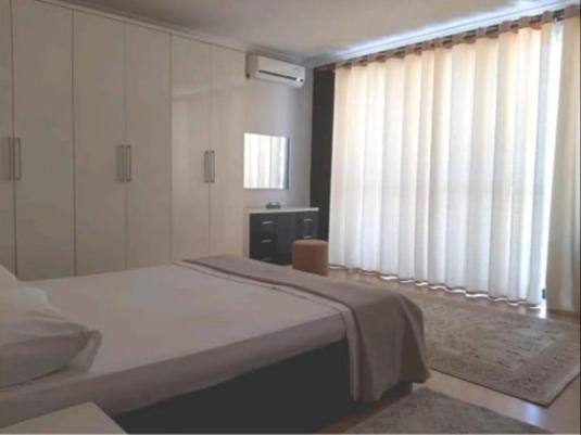 Erina Luxury Apartment Tiranë Ngoại thất bức ảnh